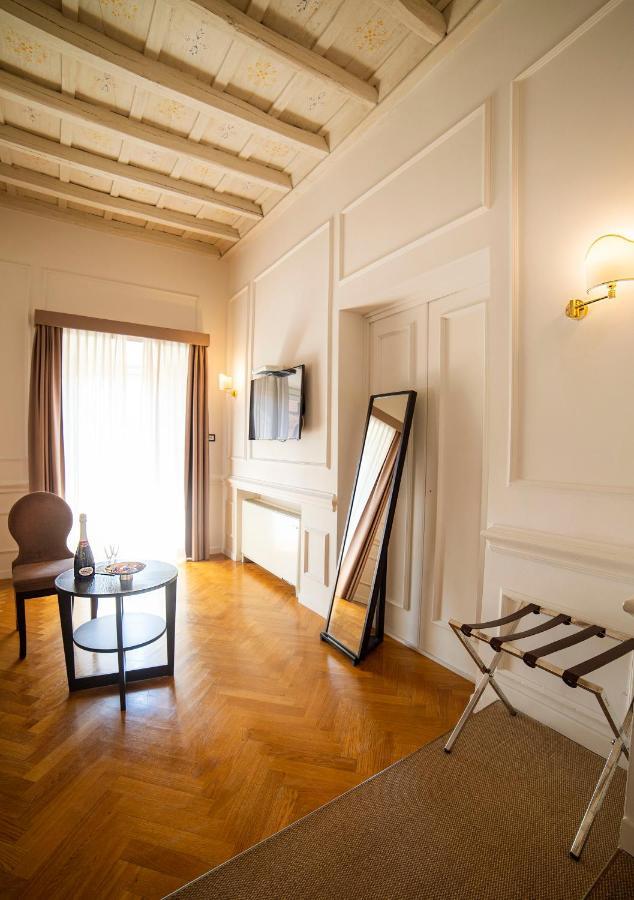 Splendor Suite Rome - Suites & Apartments Екстериор снимка